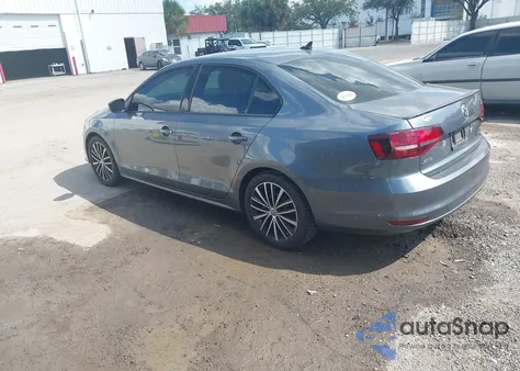 2016 Volkswagen Jetta 1.8T Sport z USA, uszkodzony, nr VIN 3VWD17AJ0GM333074